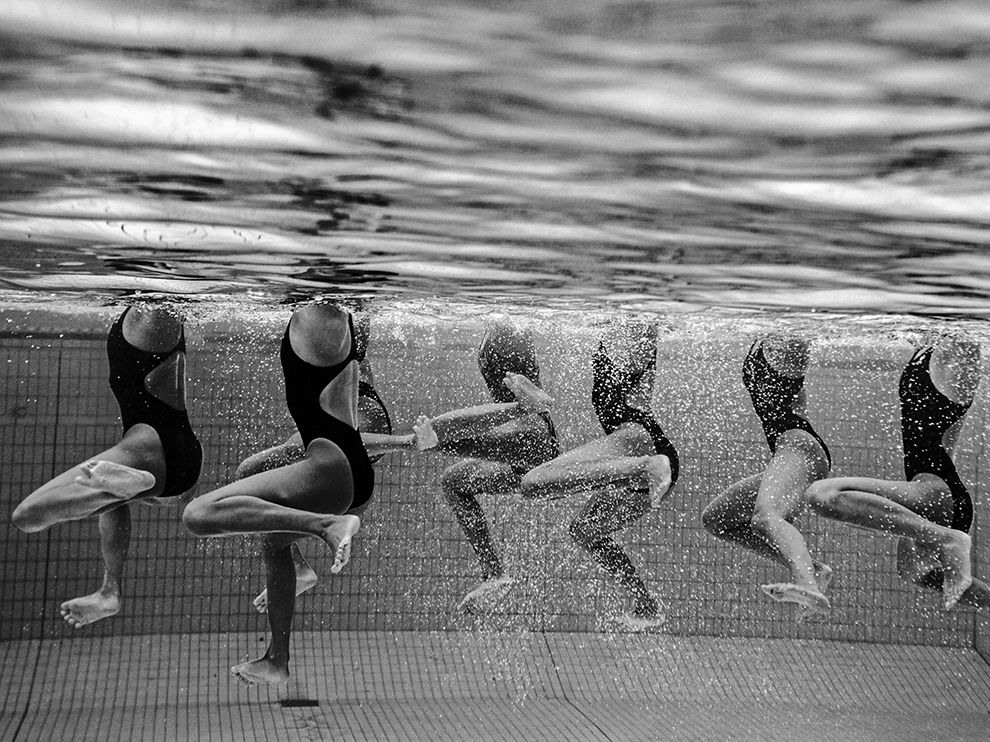 11 Fluid Movement. Photograph by Jonathan Yeap. Synchronized swimming. Singapore.
