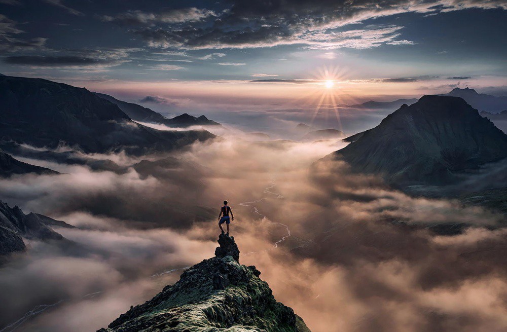 24 Photography by Max Rive