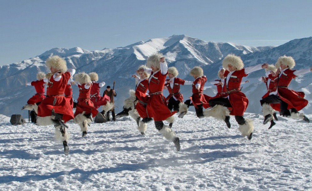 6 Folk dances. Photography by xatv.ru