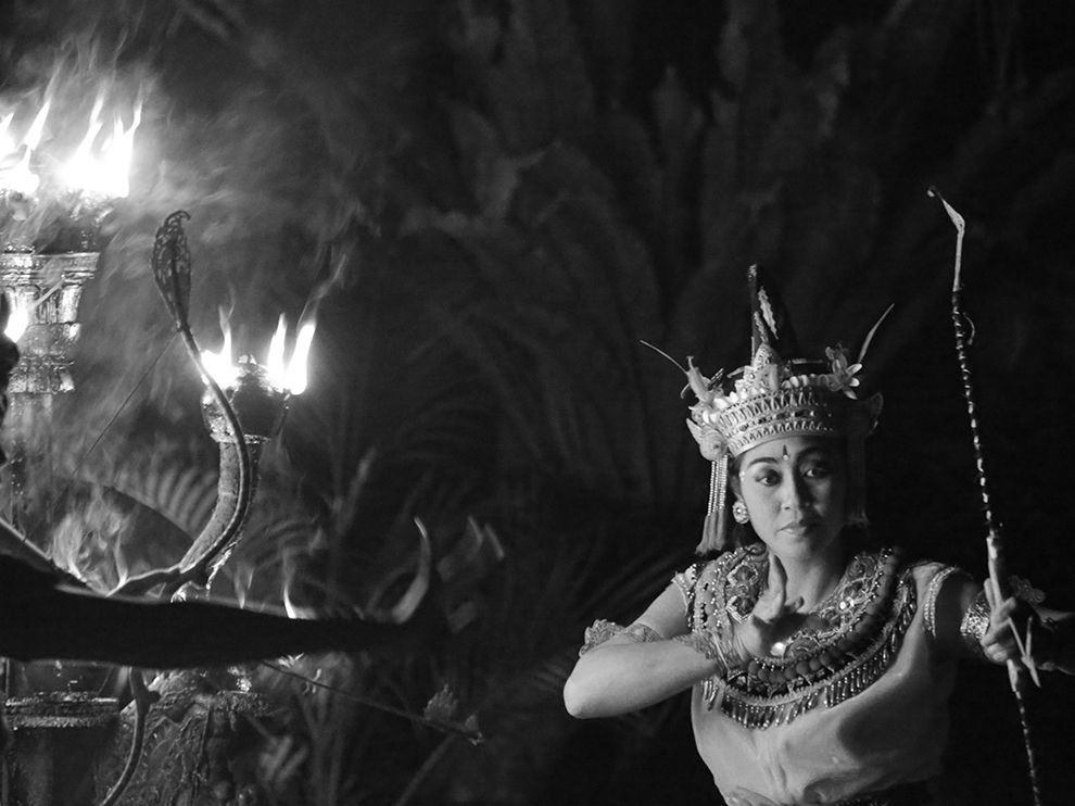 14 Festival Night in Ubud. Photograph by Gordon Grimwade