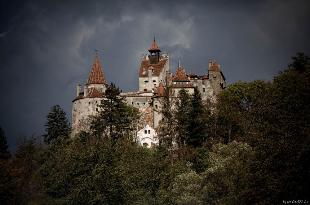 14 Bran Castle, better known as Dracula's Castle. Photography by ivo deart.