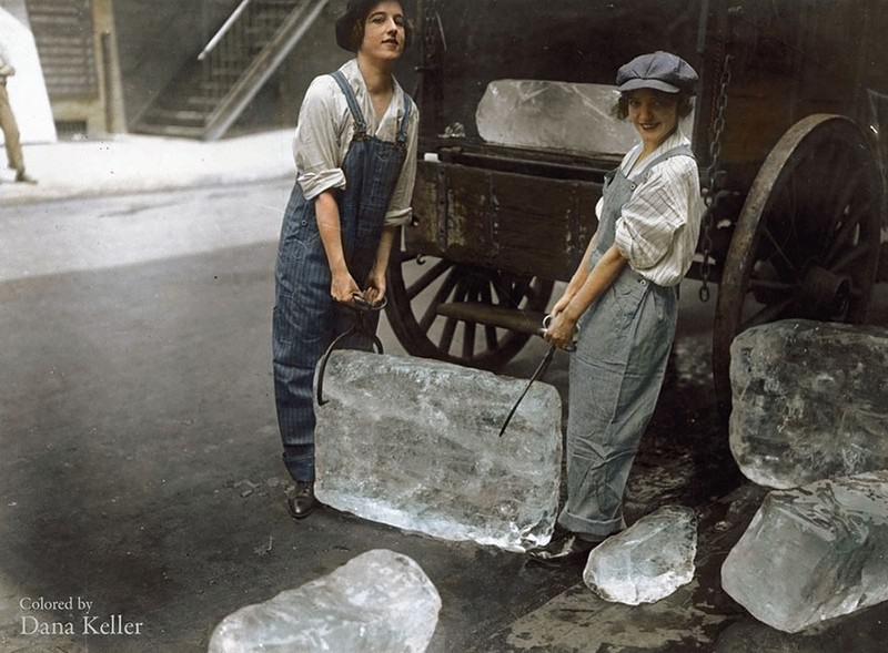 14 Girls delivering ice, 1918. Photograph by Dana Keller.
