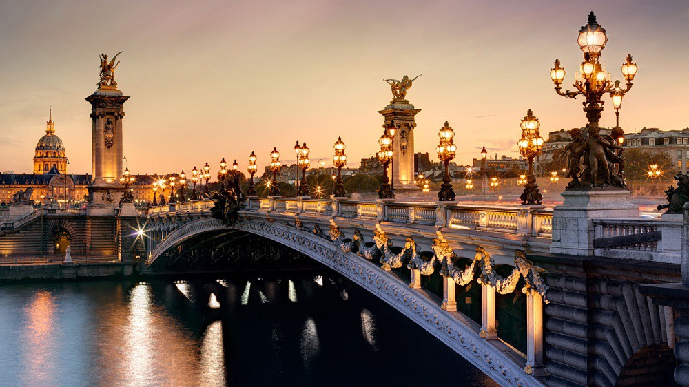 4 Pont Alexandre III, Paris. Photograph by bridgesall